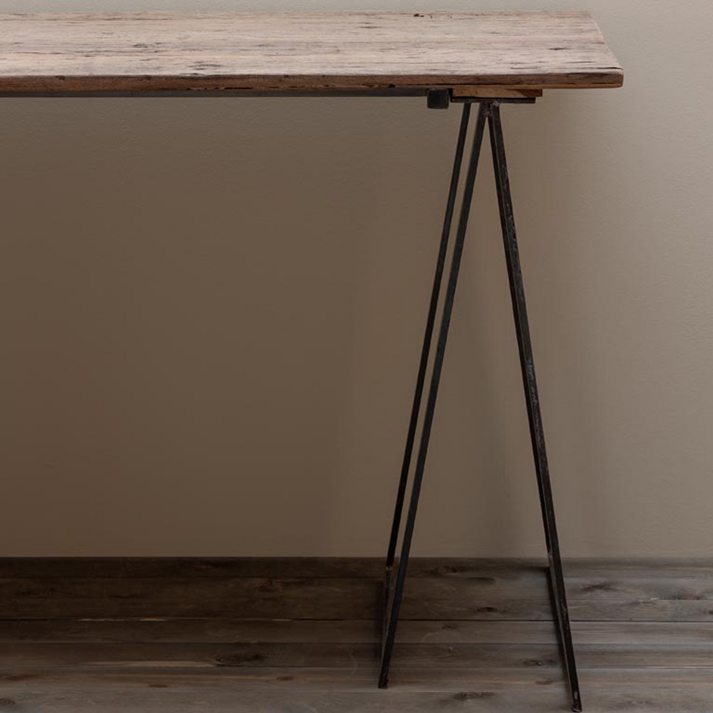 Desk Sutton – Reclaimed Wood & Iron Writing Desk