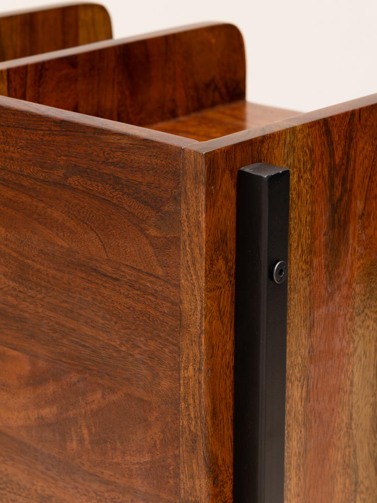 Flow Side Table
