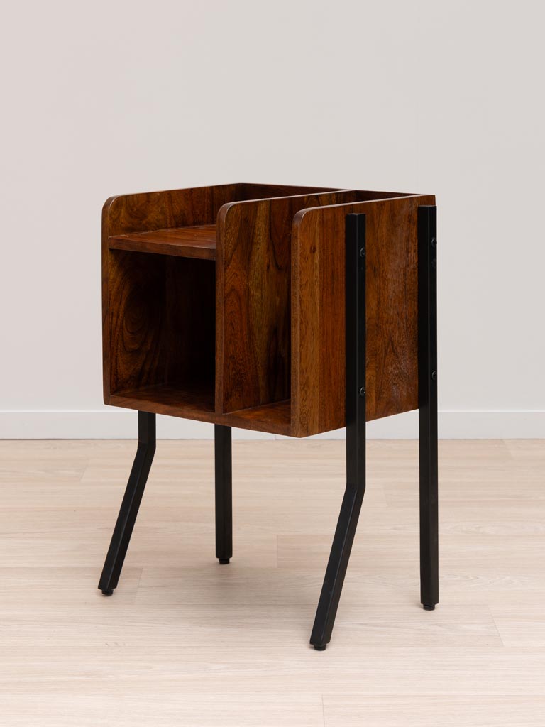 Flow Side Table