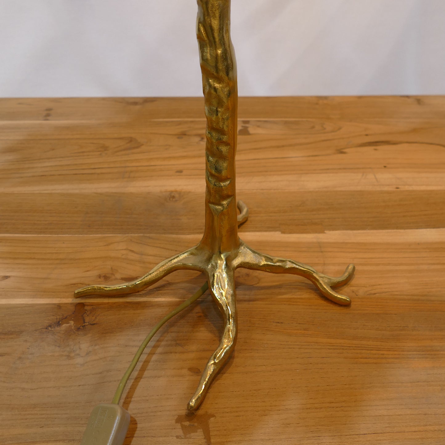 Richmond Black Feather Table Lamp with Gold Bird-Leg Base