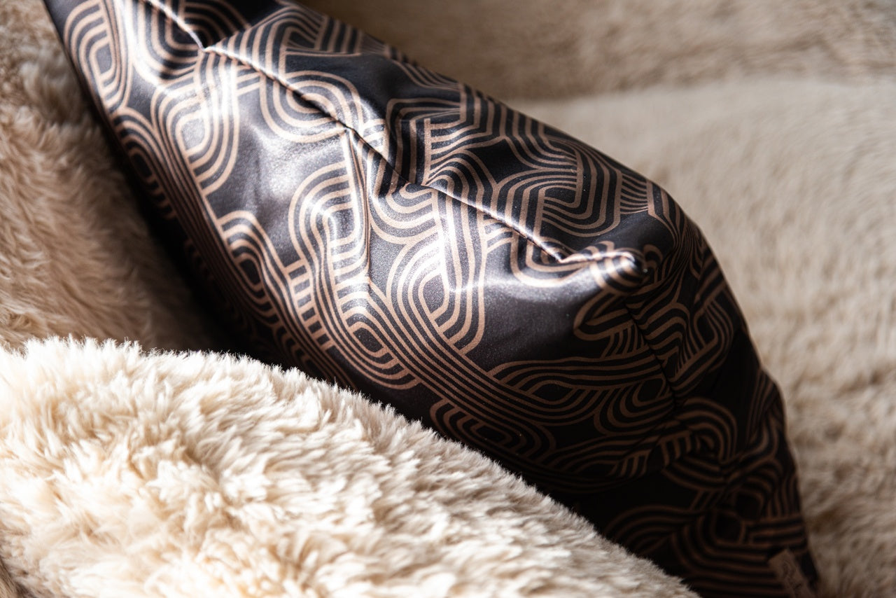 Bank Comfy Sofa Yakety Yak Sand