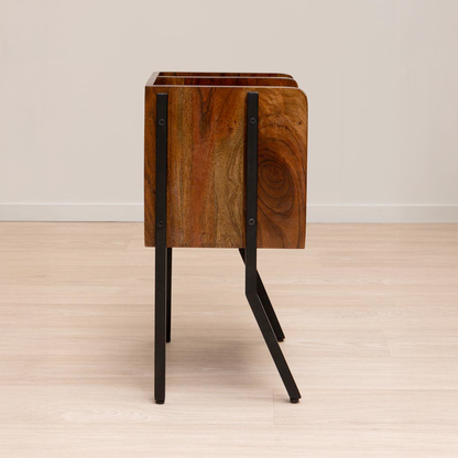 Flow Side Table