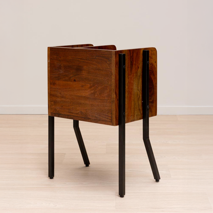 Flow Side Table