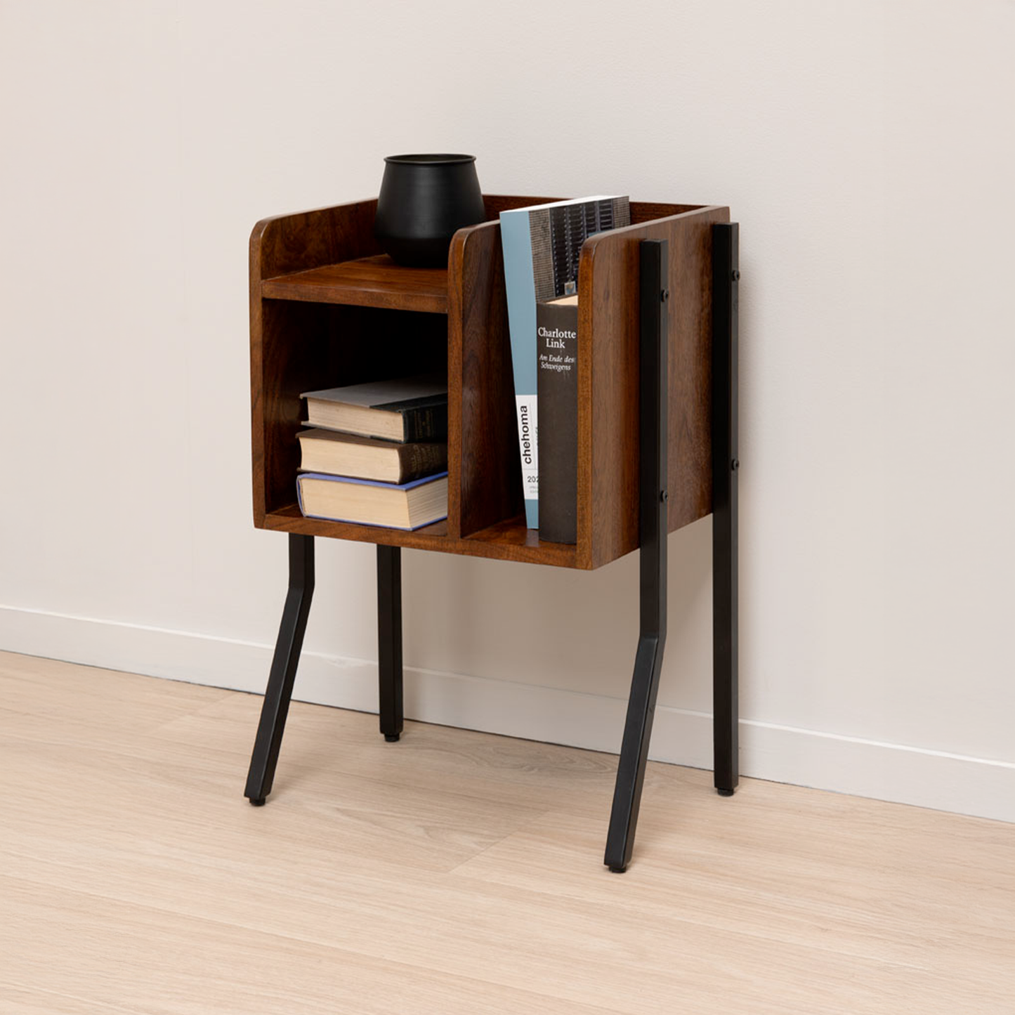 Flow Side Table