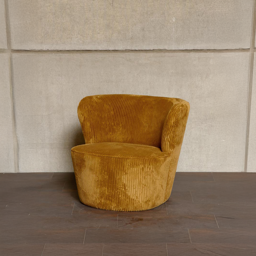 Armchair Caramel Dandy