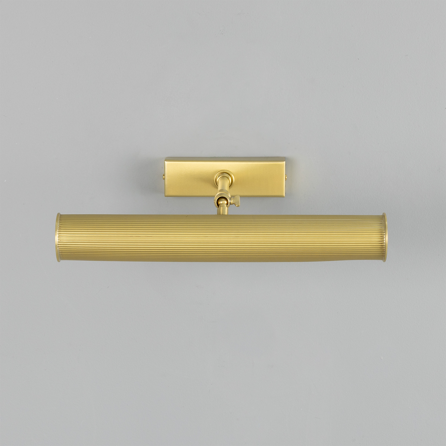 Cambridge Adjustable Reeded Brass Picture Light 35.5cm IP20