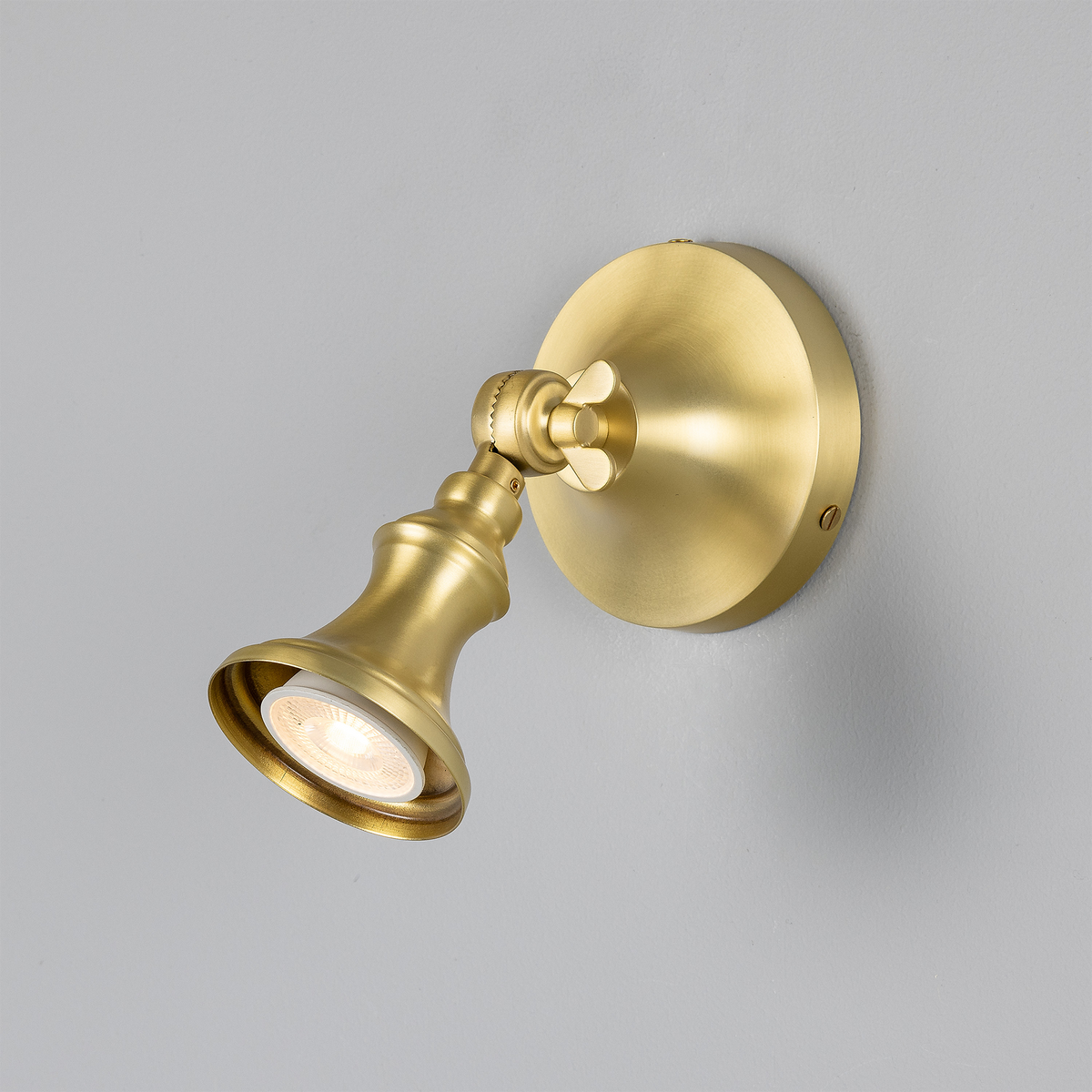 Accra Traditional Small Brass Spotlight 8cm IP20