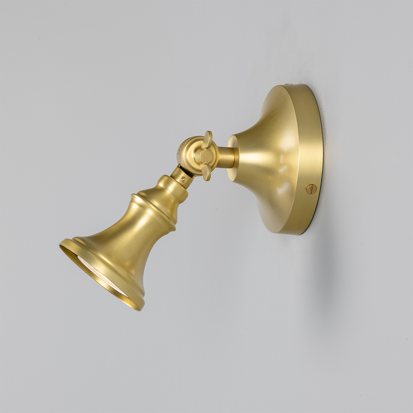 Accra Traditional Small Brass Spotlight 8cm IP20