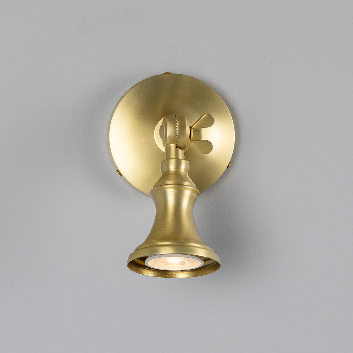 Accra Traditional Small Brass Spotlight 8cm IP20