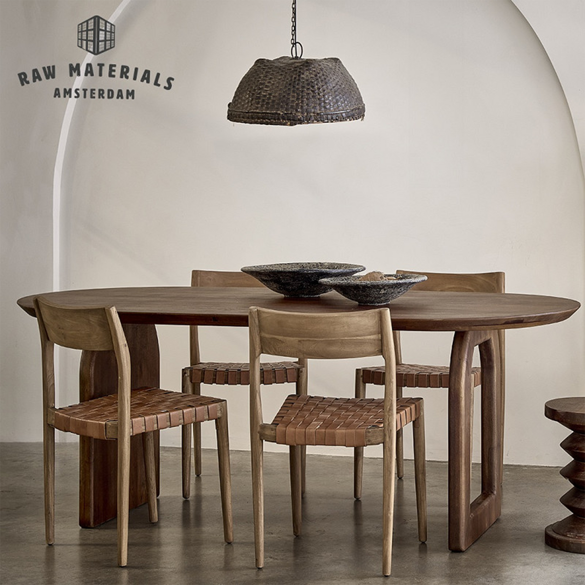 Bullnose Dining Table Mix Base
