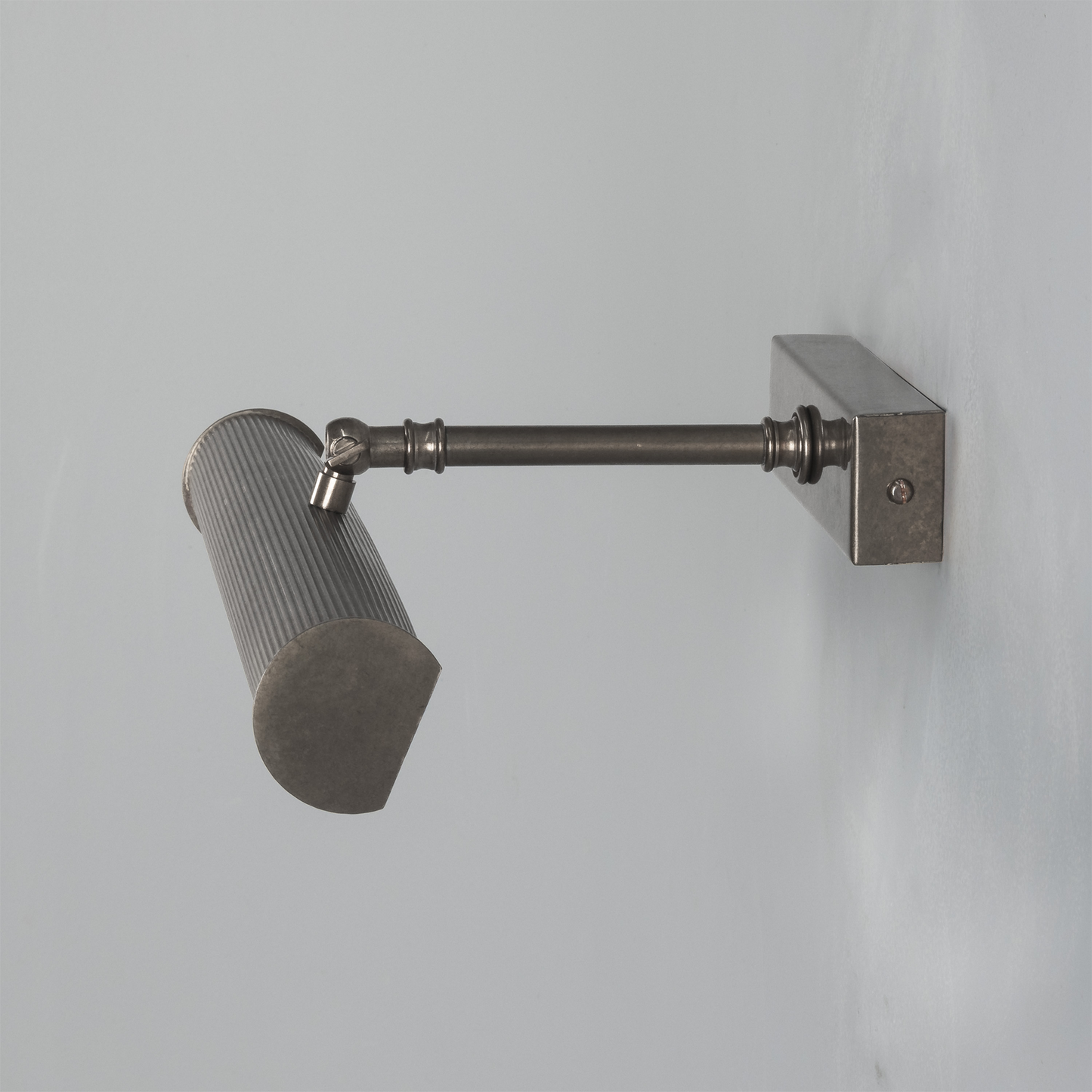 Cambridge Adjustable Reeded Brass Picture Light 35.5cm IP20