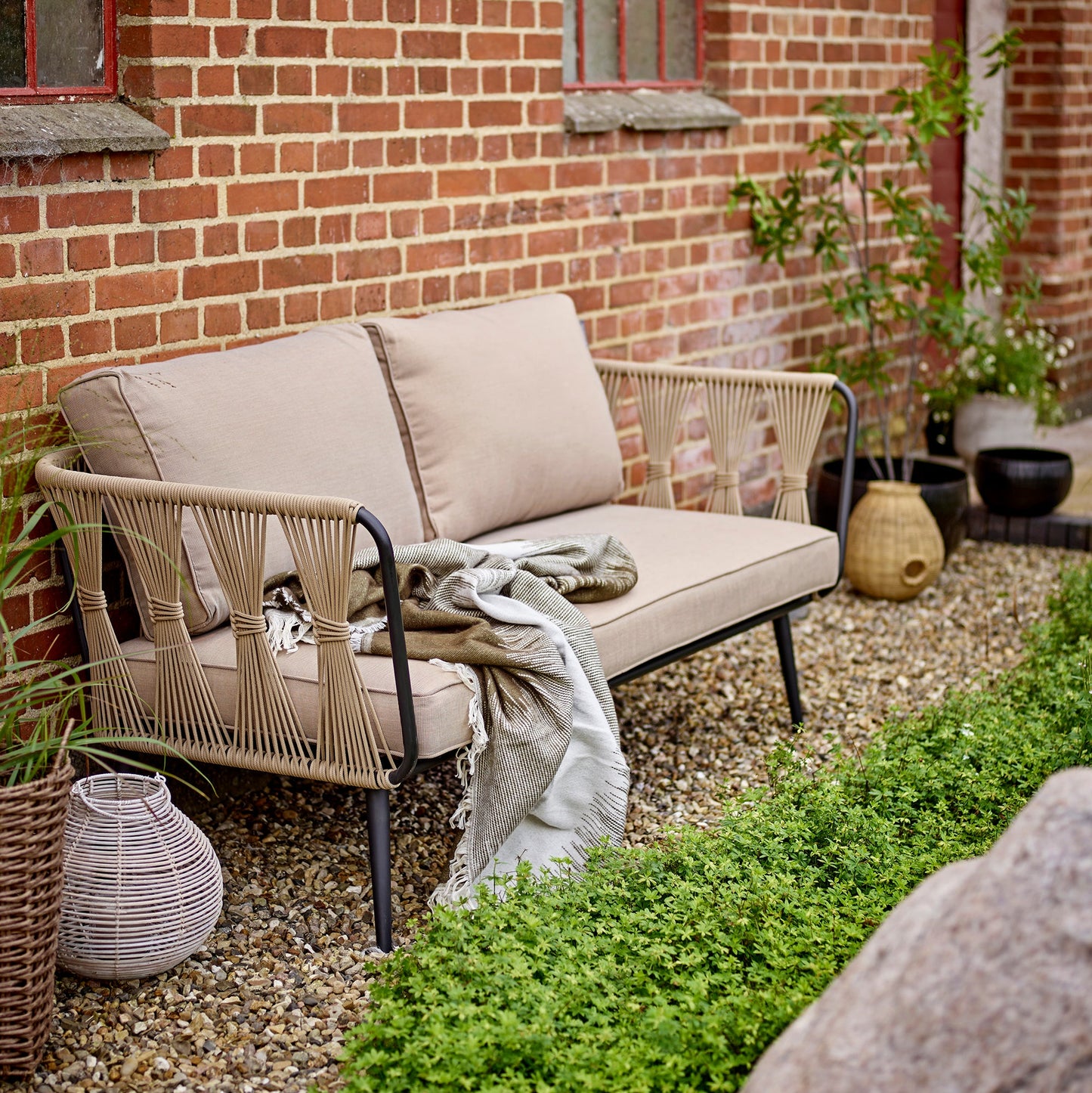 Pavone Sofa Brown Metal