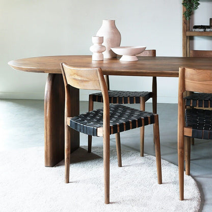 Bullnose dining table  (Closed Base)