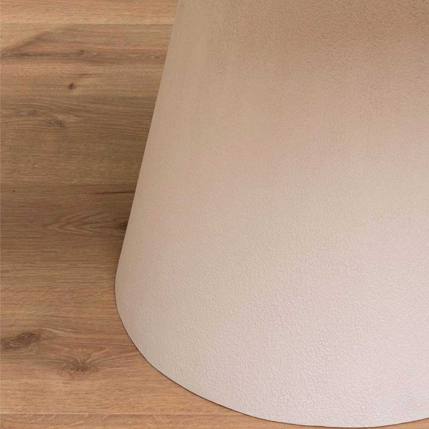 Round Dining Table Alba
