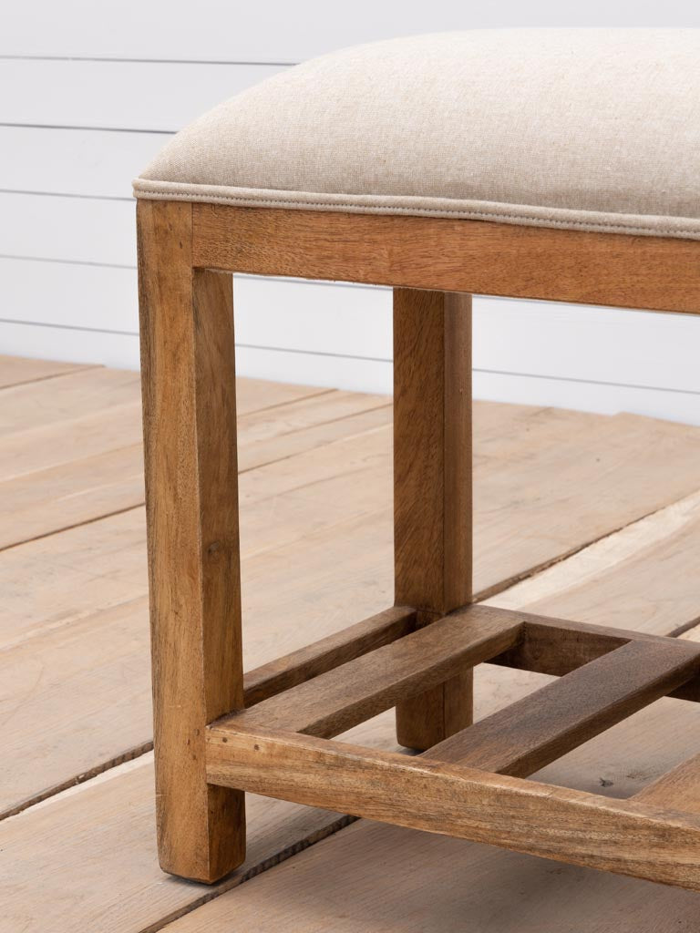 Hermine Bench