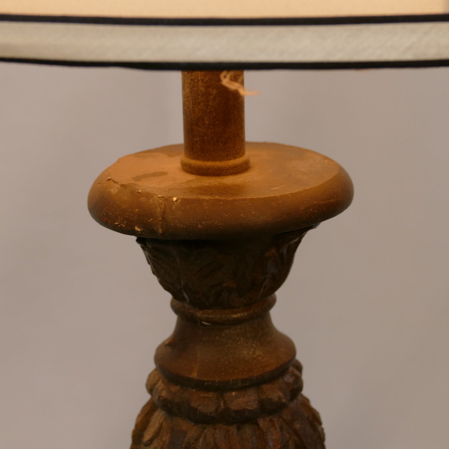 Antique-Style Bronze Leaf Table Lamp with Ivory Trim Shade
