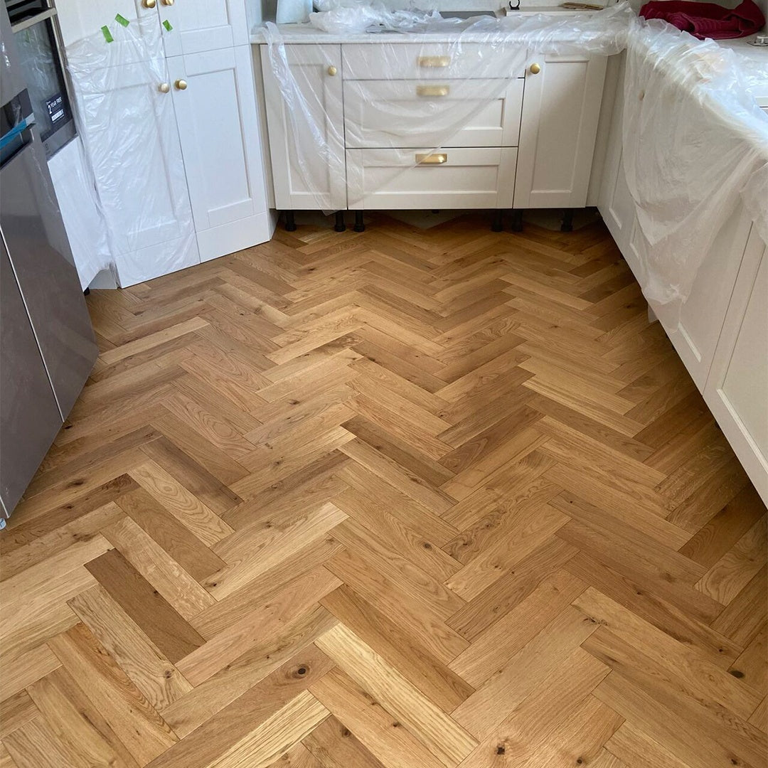 Mountain Rustic Oak Herringbone