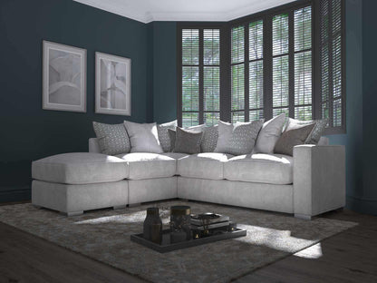 Chicago Sofa Collection