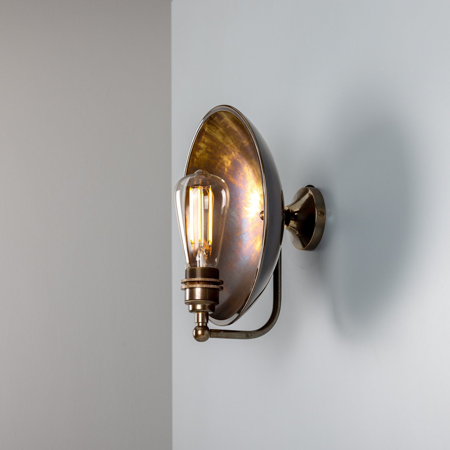 Chulainn Industrial Brass Dish Wall Light 25cm