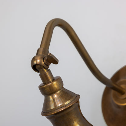 Kent Traditional Adjustable Spotlight 8cm IP20