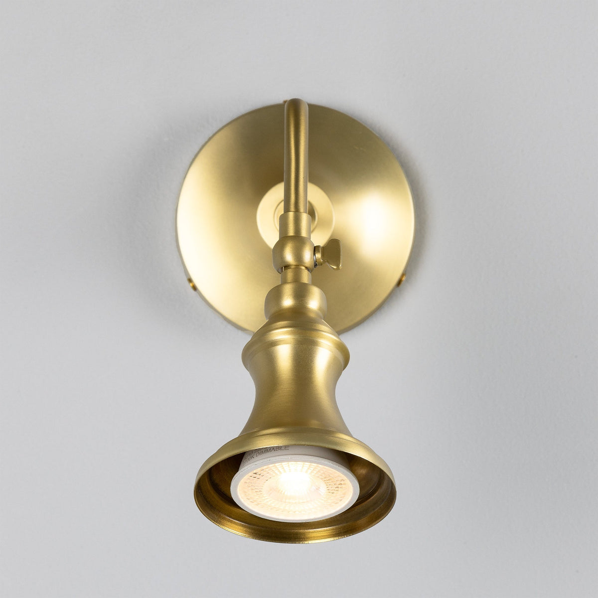 Kent Traditional Adjustable Spotlight 18cm IP20