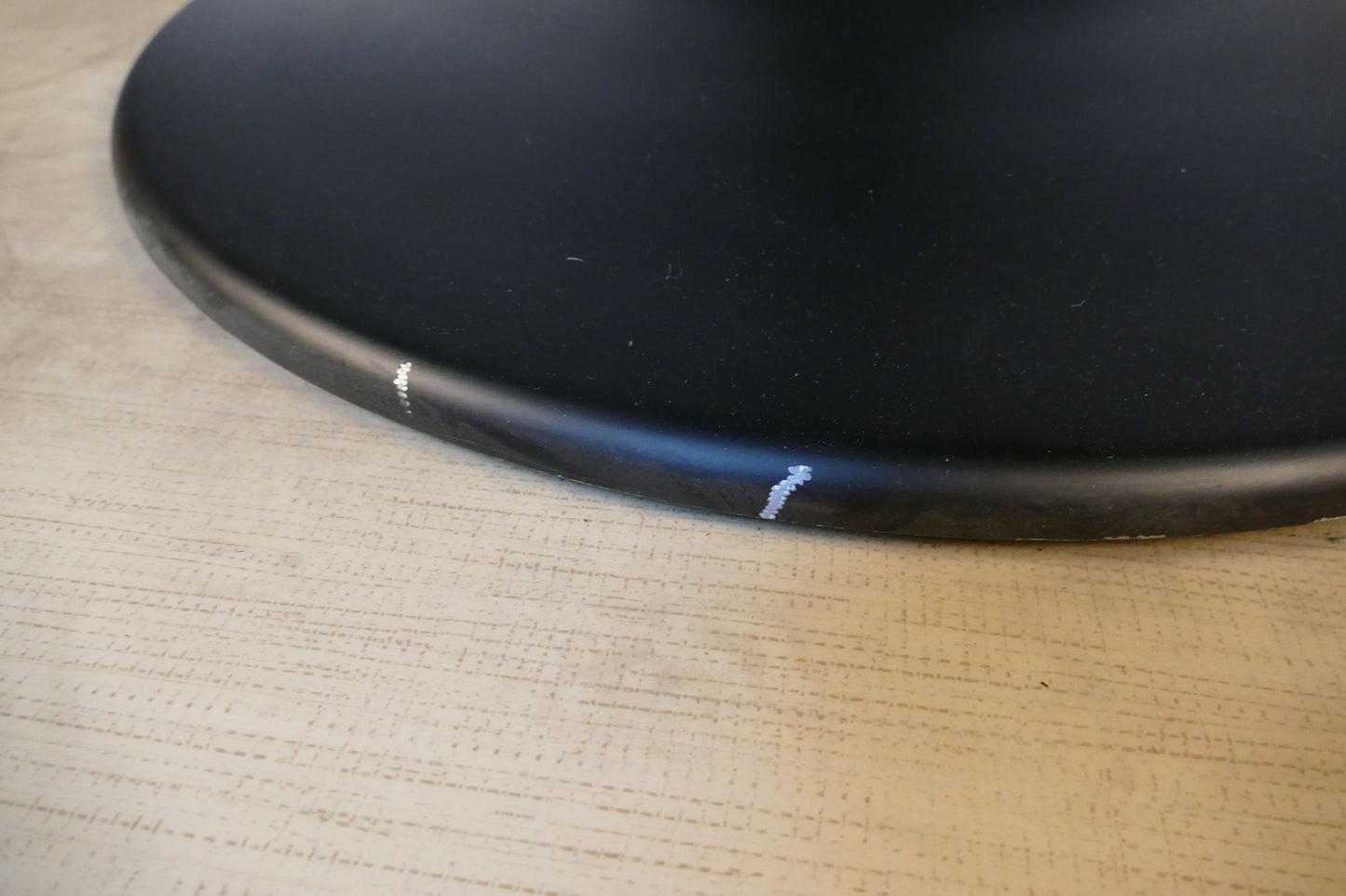 Blax Round Dining Table