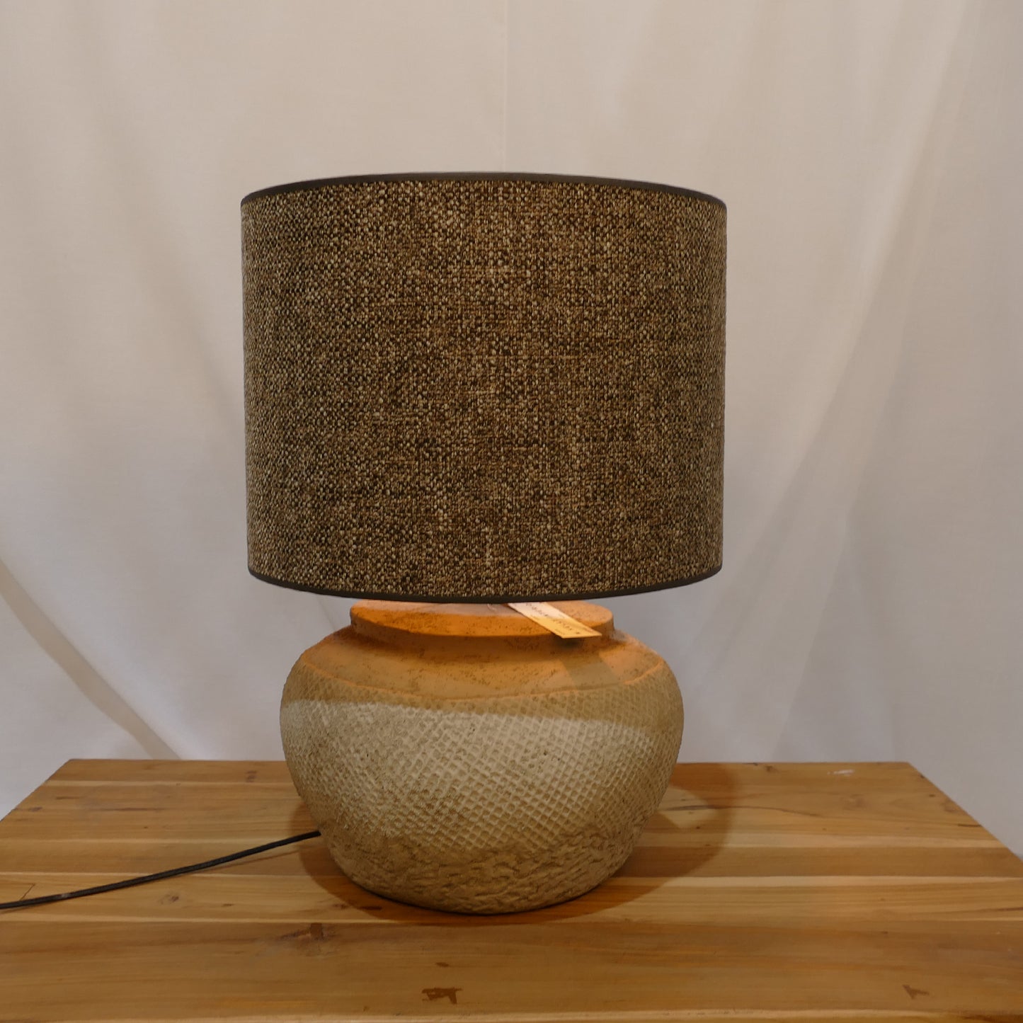 Light & Living Textured Ceramic Table Lamp with Brown Woven Shade (1)