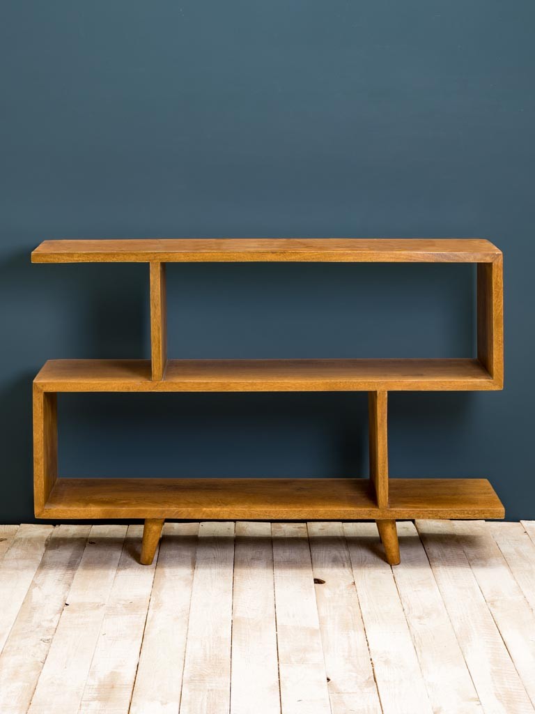 Low Shift Shelf