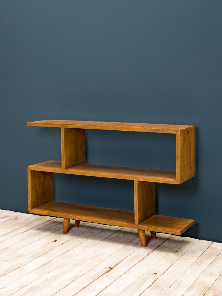 Low Shift Shelf