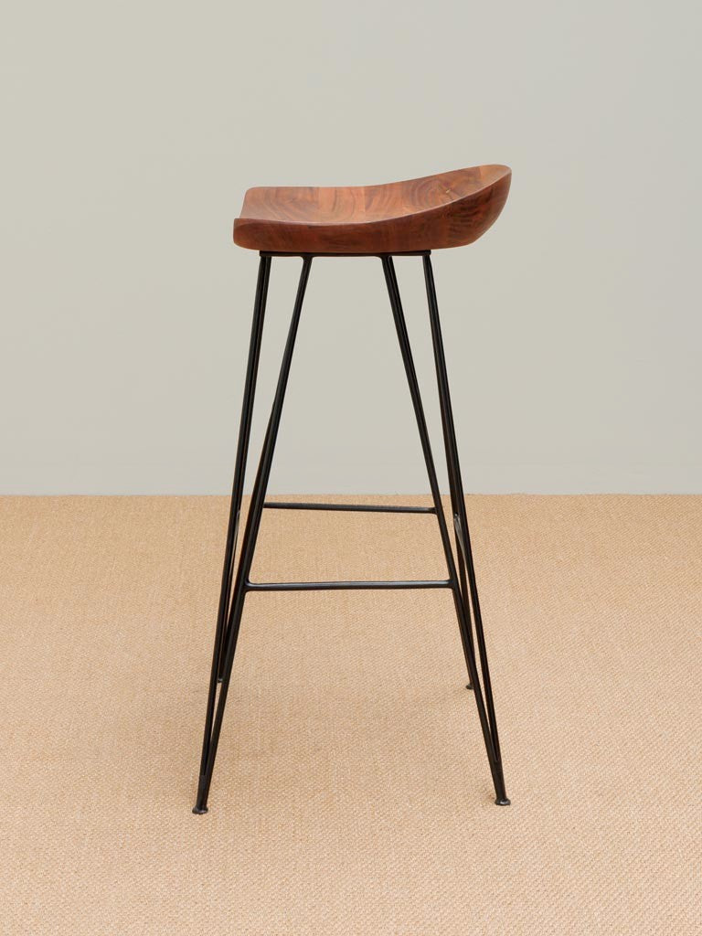 Mauru bar stool