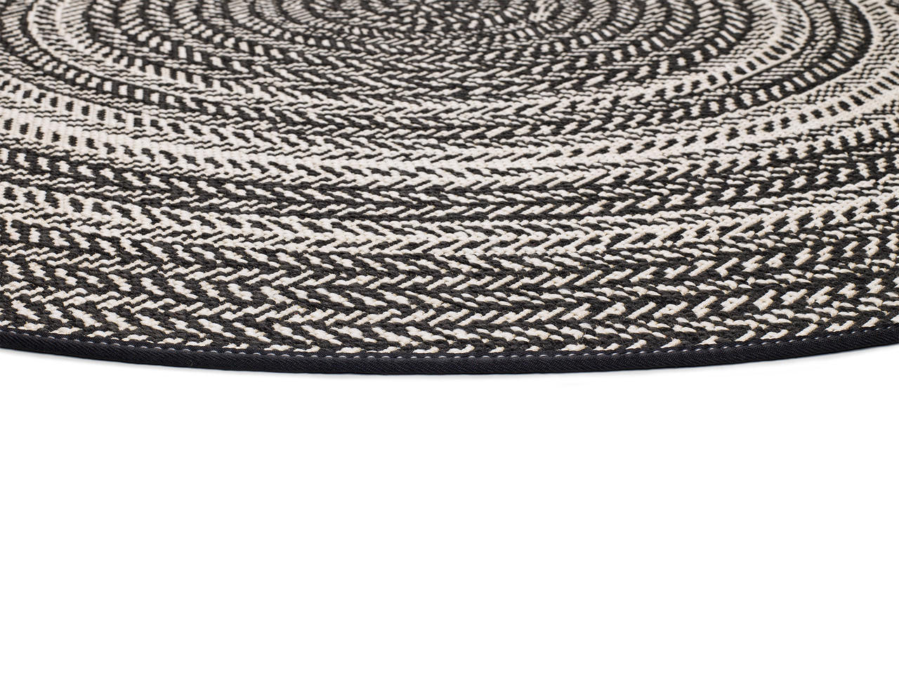 Silvana - Black & Linen