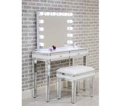 Hollywood Mirror-Landscape